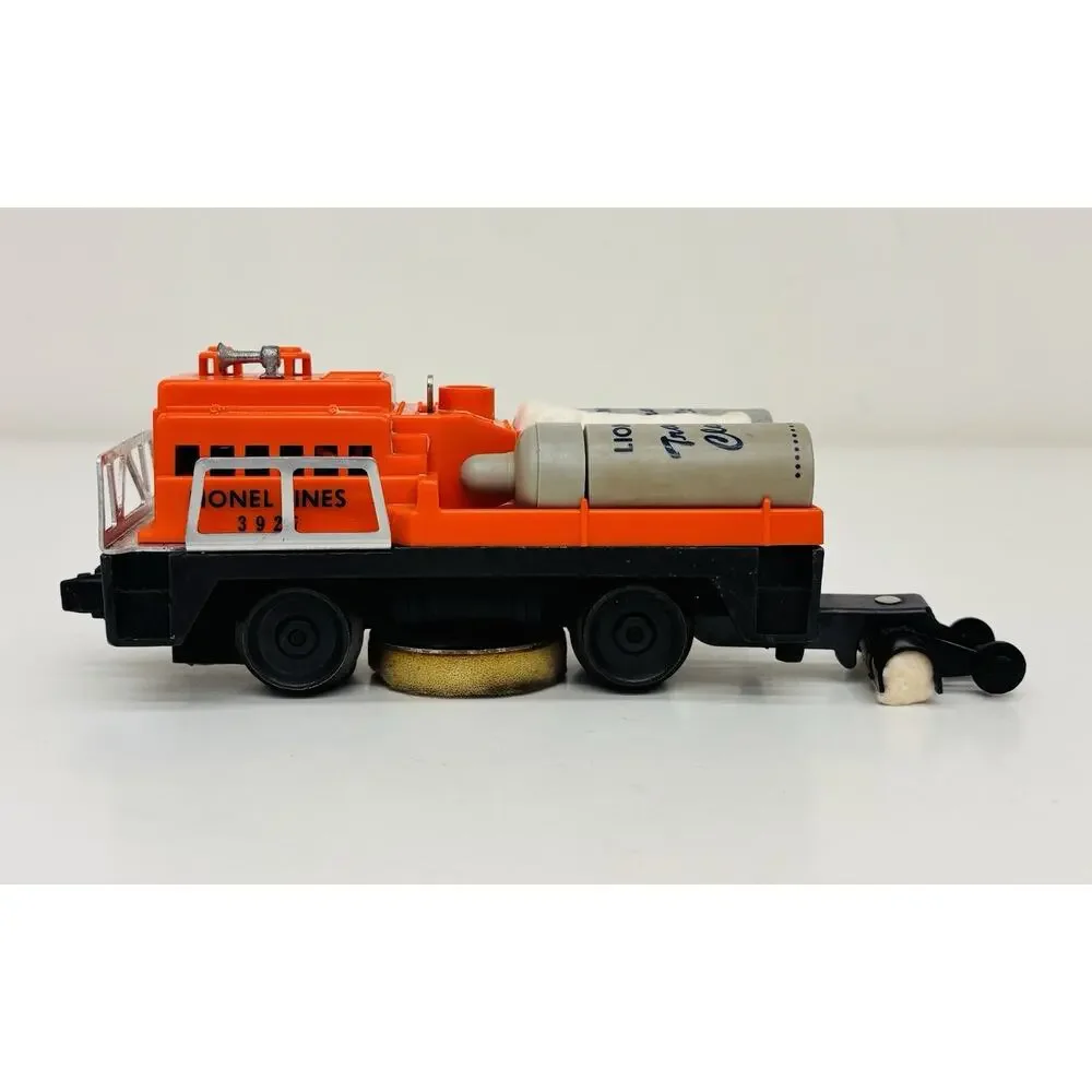 Lionel Postwar Track Cleaning Car 3927 w/ Bottles Instructions Original Box